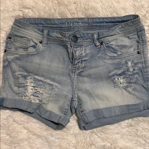 Size 7/8 short with lace inlay